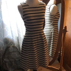 Stripped dress navy/cream